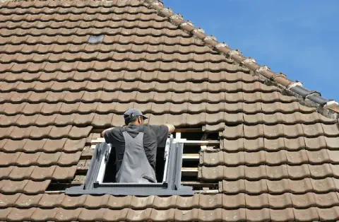 Pose de velux - Montbazon